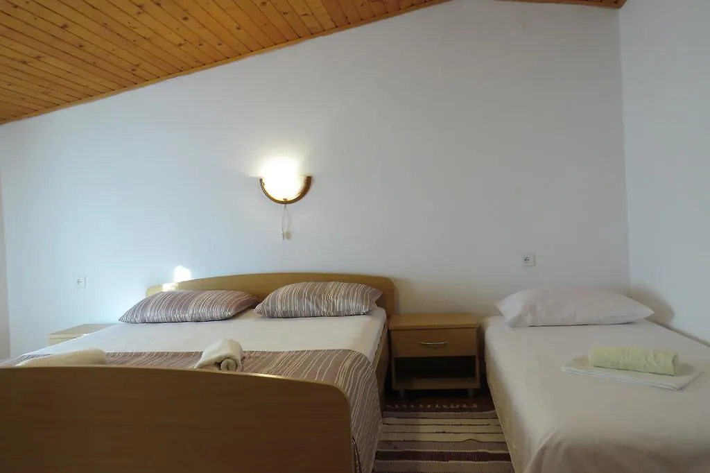 Terrace Apartment Beba - Pag Pag Town