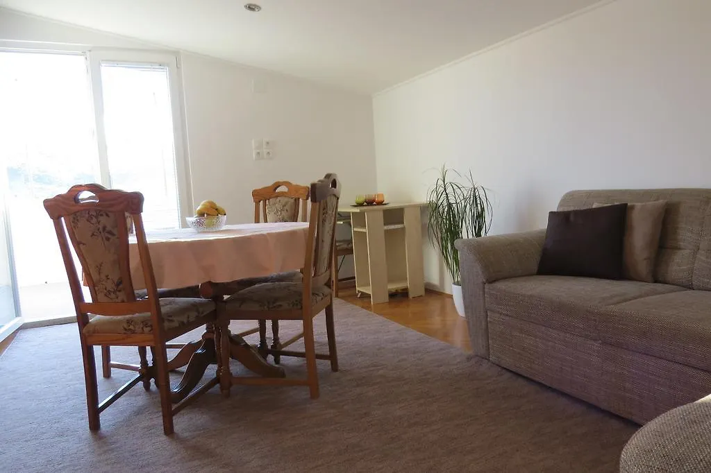 Terrace Apartment Beba - Pag Pag Town