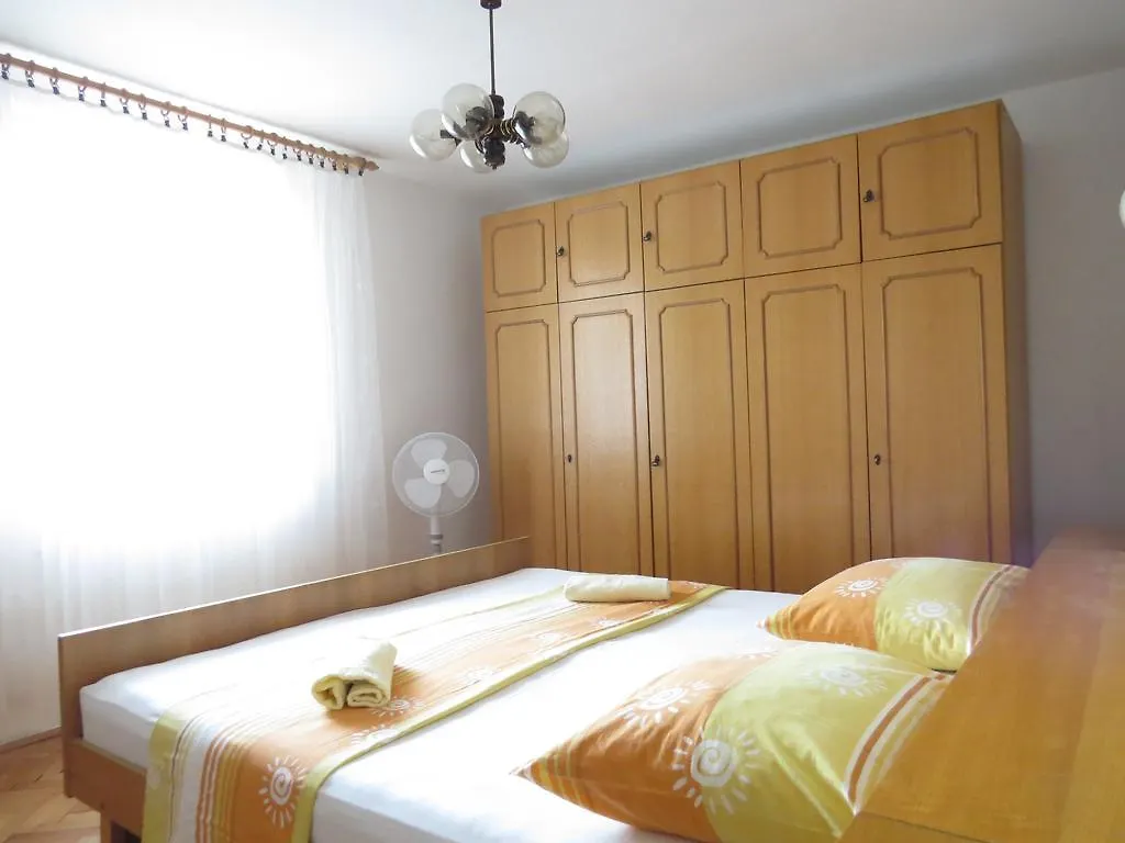 Terrace Apartment Beba - Pag Pag Town
